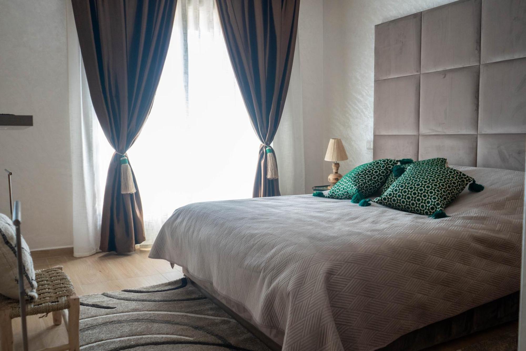 Magnifique Appartement Moderne De 2 Chambres Avec Piscine A 10 Min Du Centre De Marrakech Marrakesh Exteriör bild