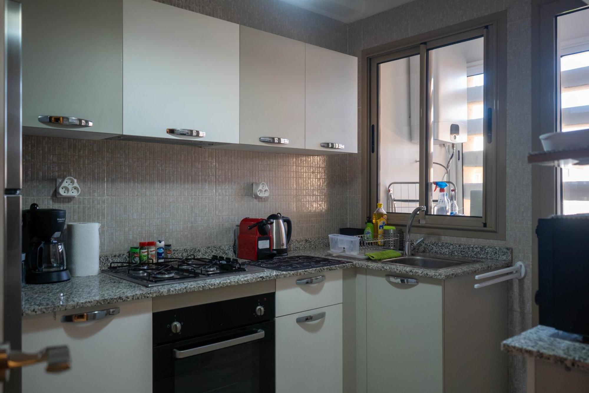 Magnifique Appartement Moderne De 2 Chambres Avec Piscine A 10 Min Du Centre De Marrakech Marrakesh Exteriör bild
