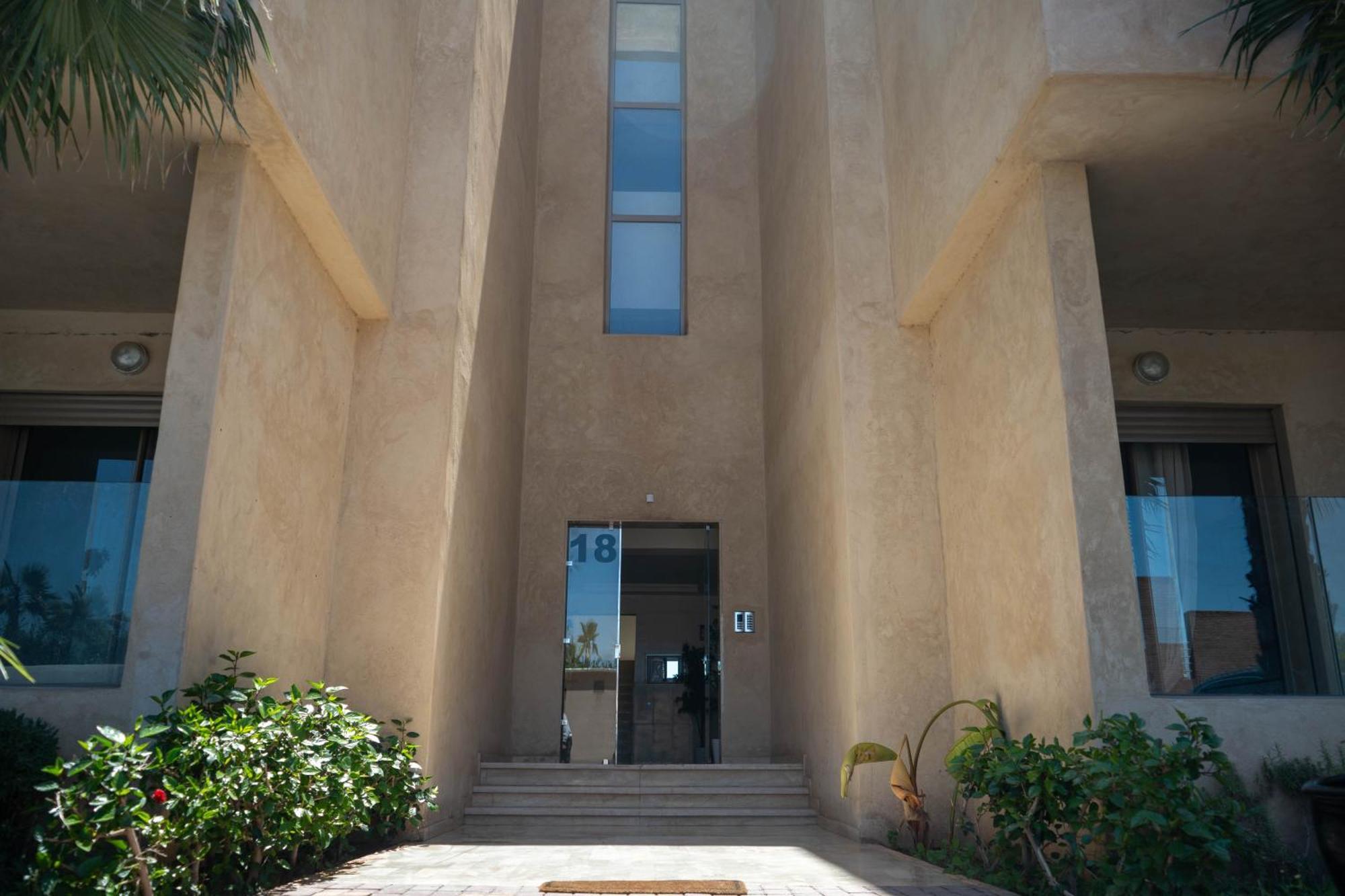 Magnifique Appartement Moderne De 2 Chambres Avec Piscine A 10 Min Du Centre De Marrakech Marrakesh Exteriör bild